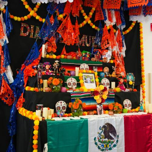 altar for dia de los muertos