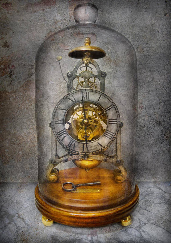 Drawing of hour glass