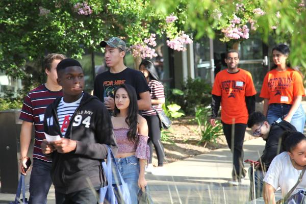 Students outside of Campus Center during event