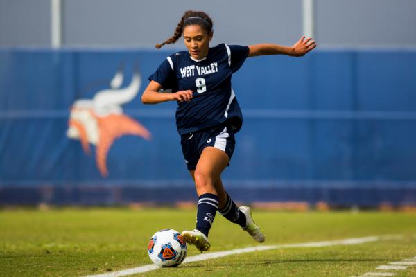 Woman soccer player