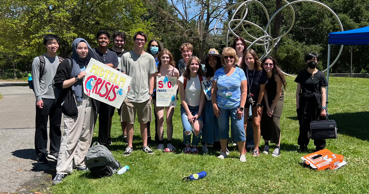 Group of students with Annie Blank