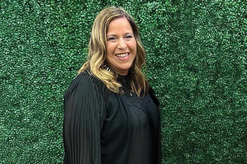 andrea vizenor