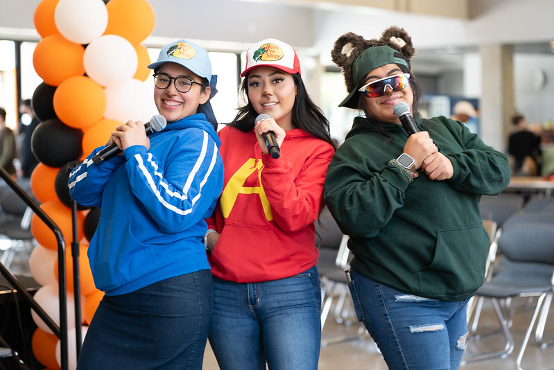 students dressed up as alvin and the chipmunks