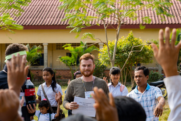 Cambodian students experiment with Coca-Cola and Mentos