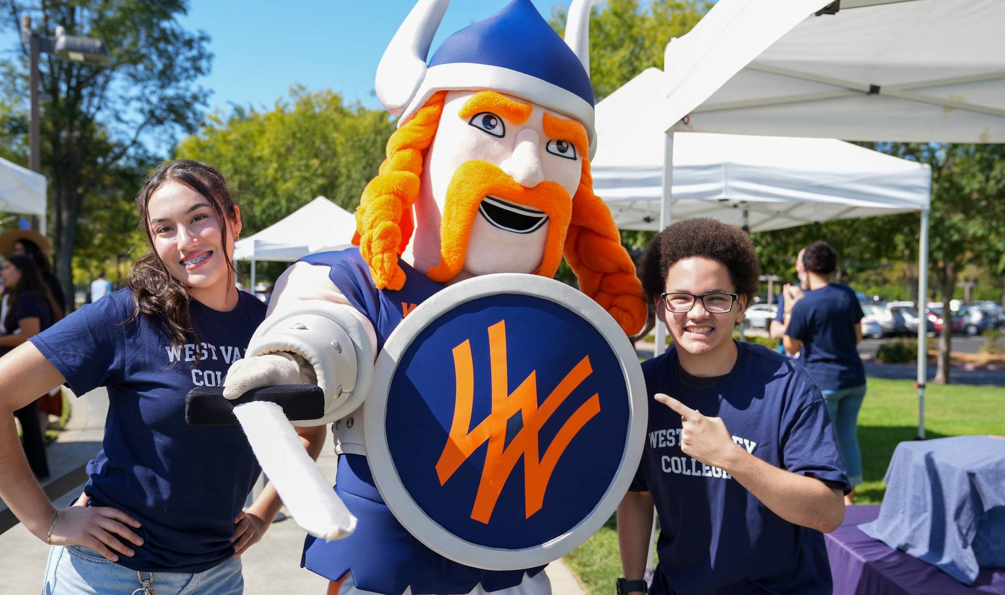 students with vik the viking