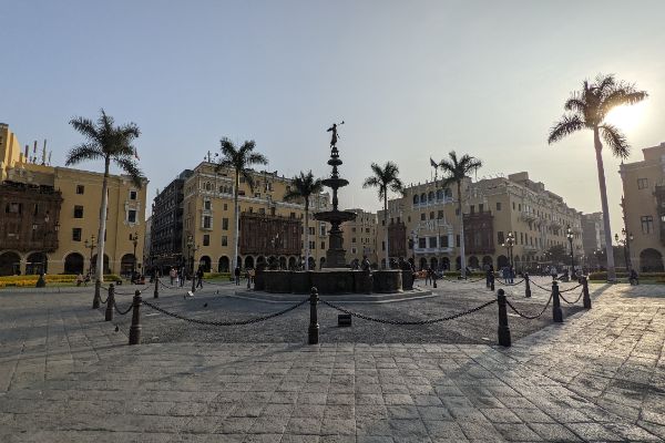 Lima Plaza